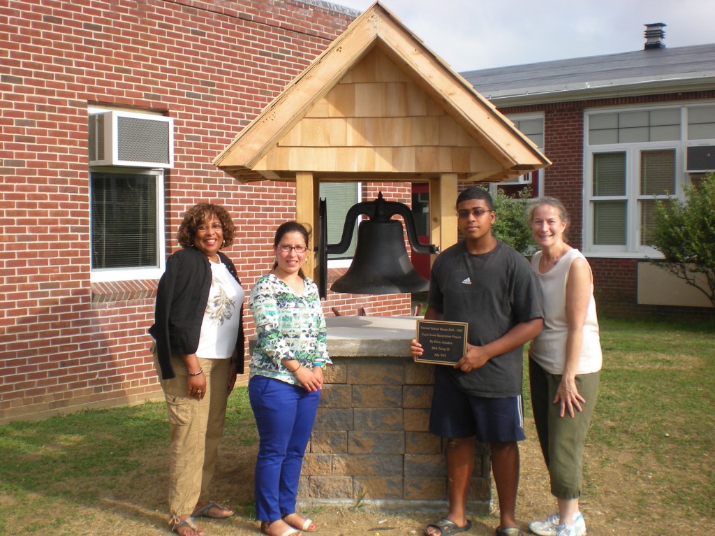 L-R: Paula Moore, School Board Trustee; Ana Martinez, Board President; Elvin Amadeo; Ellen Edelstein, Hist. Society President